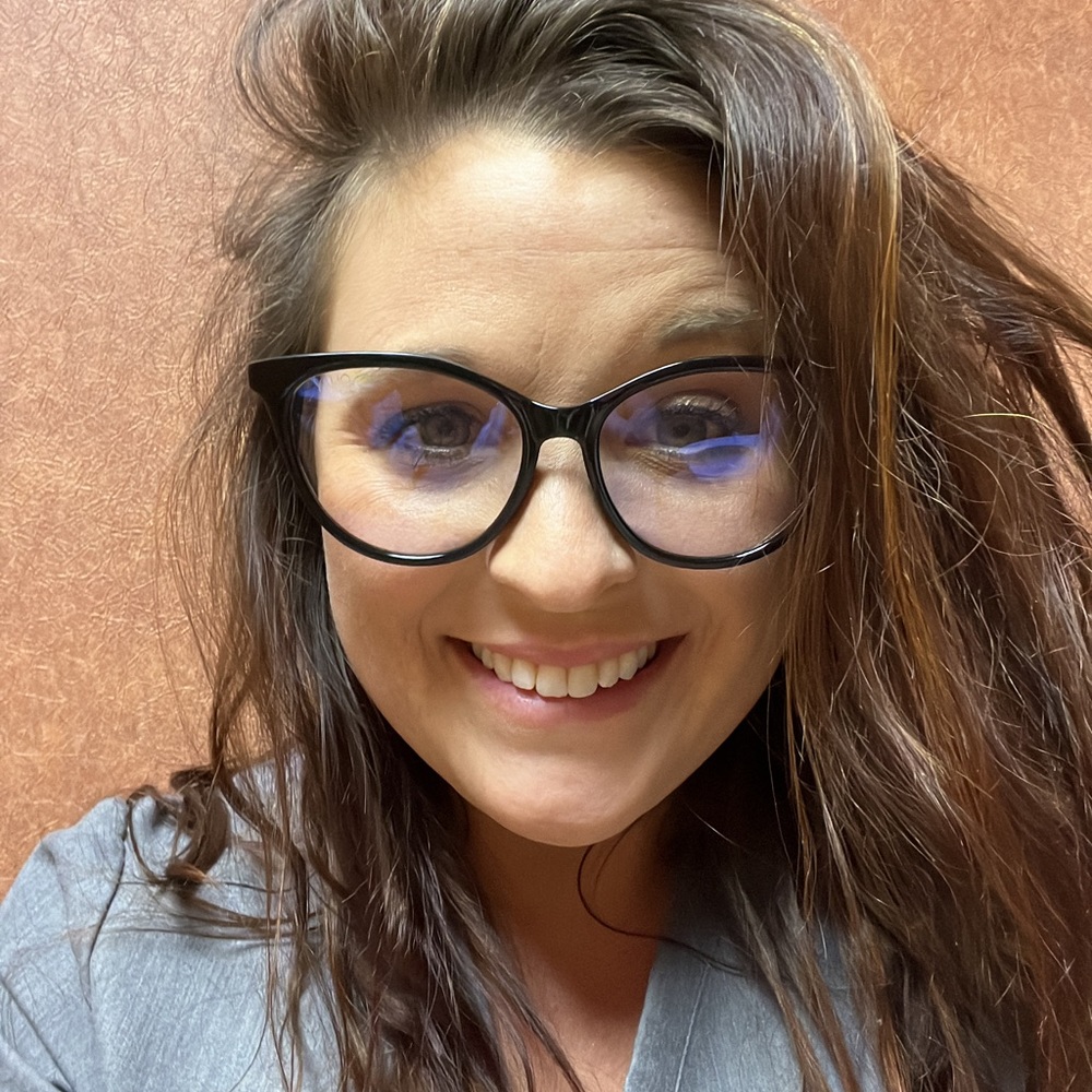 Meet your Posher, Stacey